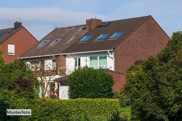Mehrfamilienhaus mit 3 Wohnungen als Kapitalanlage